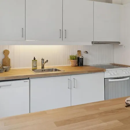3 Bedroom Amazing In Bogø By
