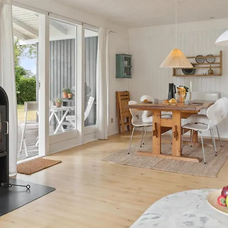 بيت للعطل 3 Bedroom Amazing In Bogø By