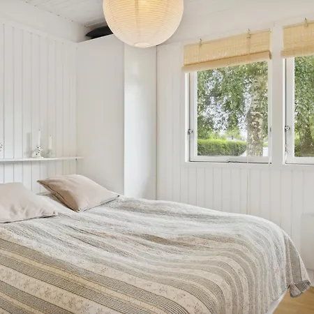 بيت للعطل 3 Bedroom Amazing In Bogø By